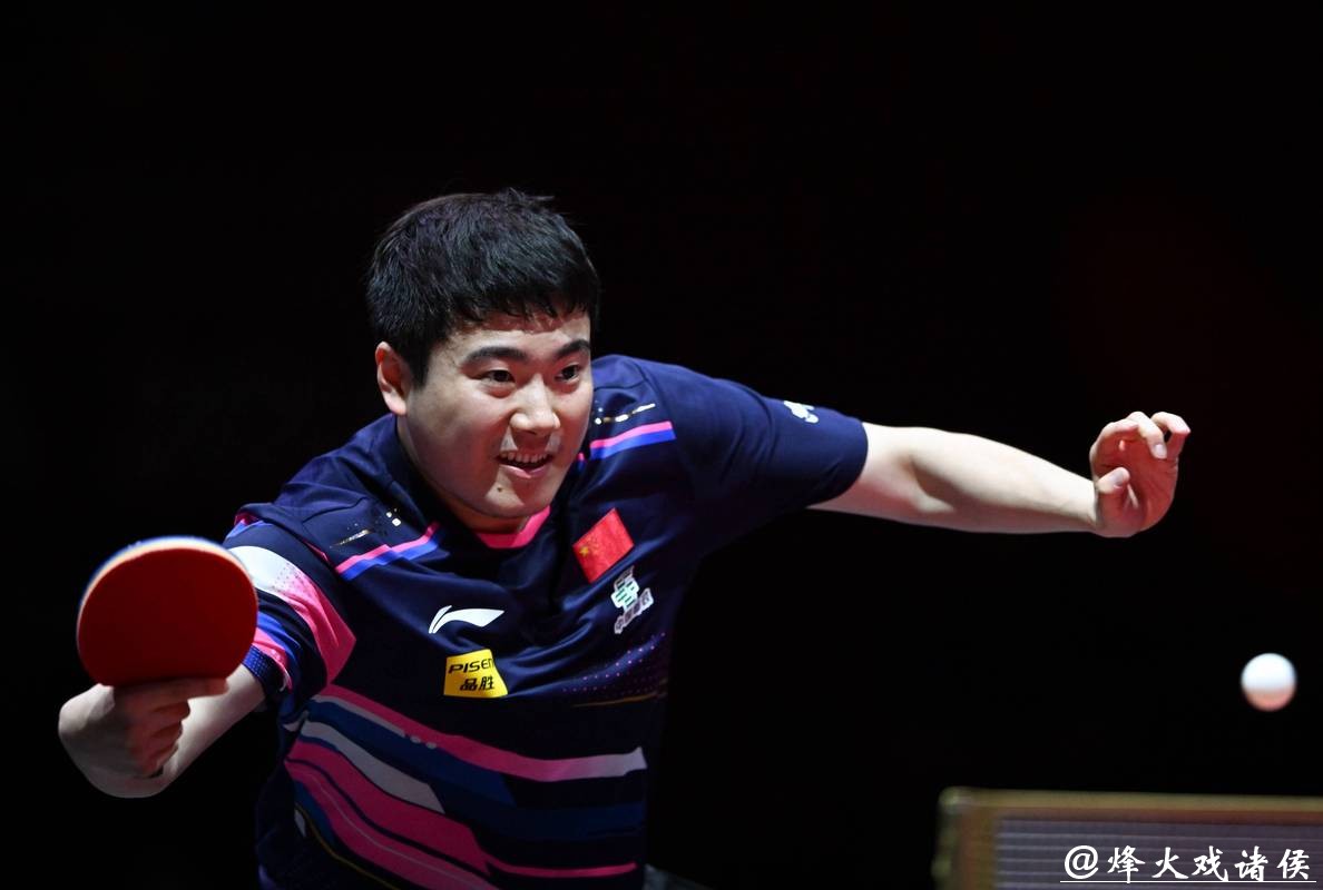 梁靖崑连续双线首战出局,膝伤加重影响走路,国乒男队主力人选成谜 梁靖崑连续双线首战出局,膝伤加重影响走路,国乒男队主力人选成谜
